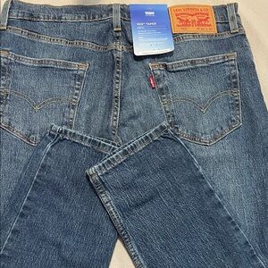Levi's Slim Straight Men's Jeans in Classic Blue